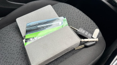 Vauxhall Crossland 1.2 Design 5dr Petrol Hatchback